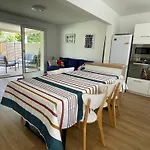 Pavillon Avec Jardin Hyper Calme En Centre Villa *