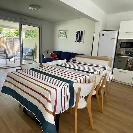 Pavillon Avec Jardin Hyper Calme En Centre Вилла *