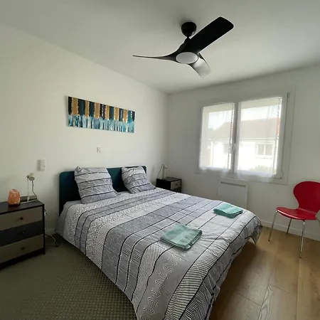 Pavillon Avec Jardin Hyper Calme En Centre Вилла